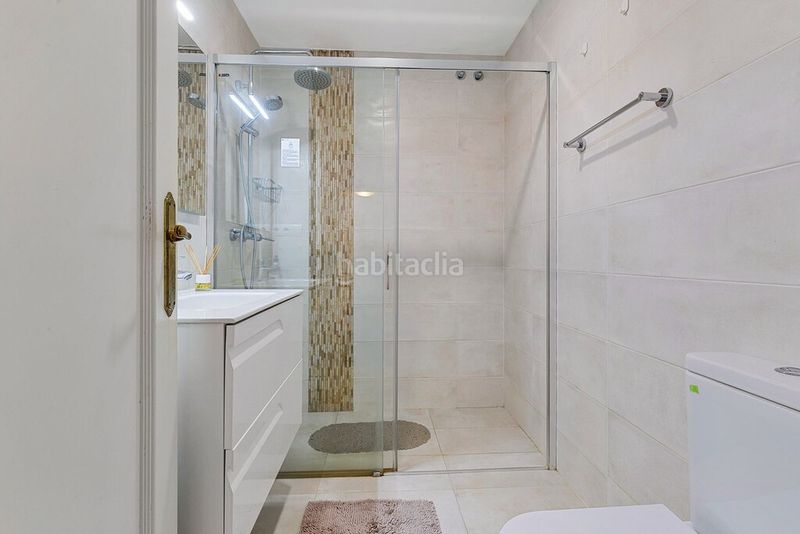 Foto ba09a1ea-bfa6-4f78-897a-90aa337b637d. Apartament a Playa de los Boliches Fuengirola