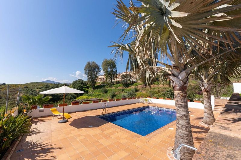 Foto 1a2f2068-5e9d-4921-a8d9-a324e5d6dbce. Chalet en Mijas golf Mijas