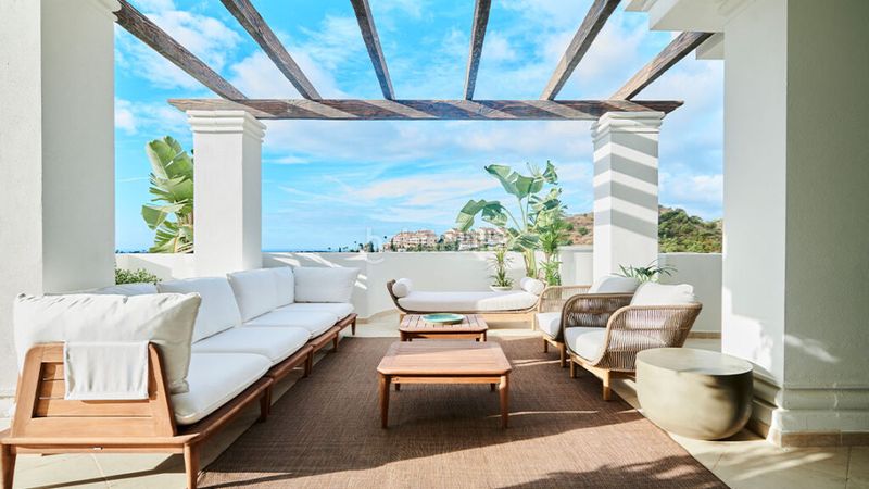 Foto 7f6b6f07-f322-412c-a6da-482d801cc7ce. Apartament amb aparcament piscina a Las Brisas Marbella