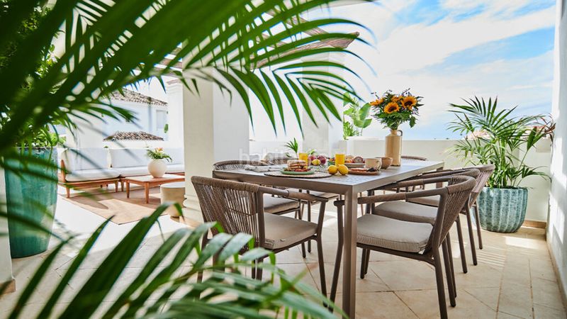 Foto b876f150-d591-47a2-a924-a4e8cba9ad37. Apartament amb aparcament piscina a Las Brisas Marbella