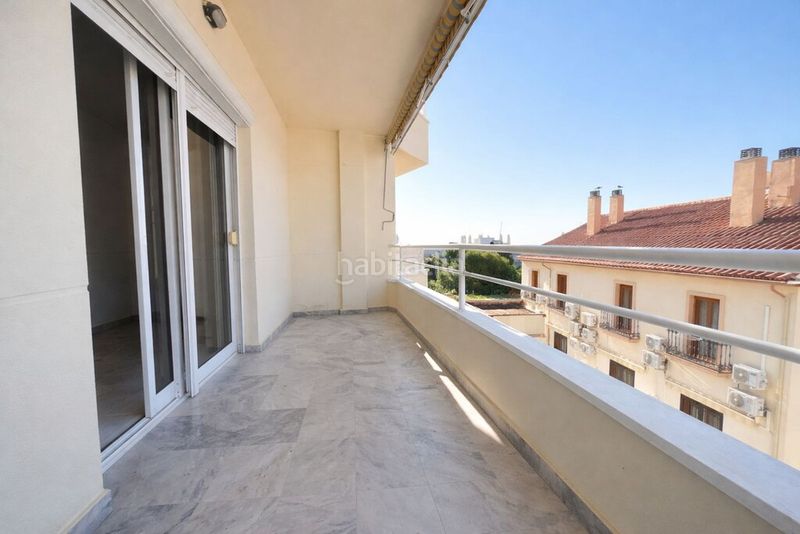 Foto 661c4206-df0d-4617-aaad-13adfacc5a6a. Apartment with parking pool in Montemar Torremolinos