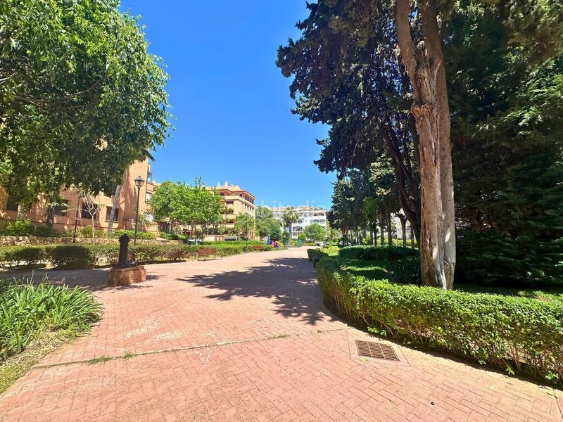 Foto 1978d2aa-1dee-470a-bbba-abd9a8ff4a0a. Apartament amb calefacció aparcament piscina a La Carolina - Guadalpín Marbella