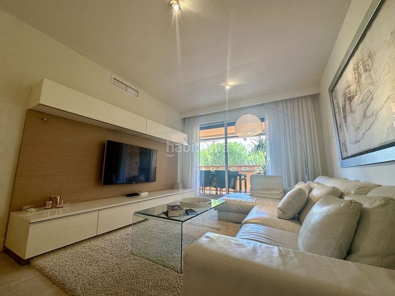 Foto 83eb892c-877f-408d-917c-b68f8f90c8ae. Apartament amb calefacció aparcament piscina a La Carolina - Guadalpín Marbella