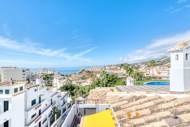 Foto 5361e2f0-4713-4df3-92b5-a064e97d586b. Àtic amb aparcament piscina a Zona Centro Comercial Torrequebrada Benalmádena