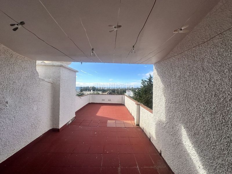 Foto caac5190-939b-4cd7-9428-c4e809d902fc. Xalet amb aparcament piscina a Calahonda Mijas