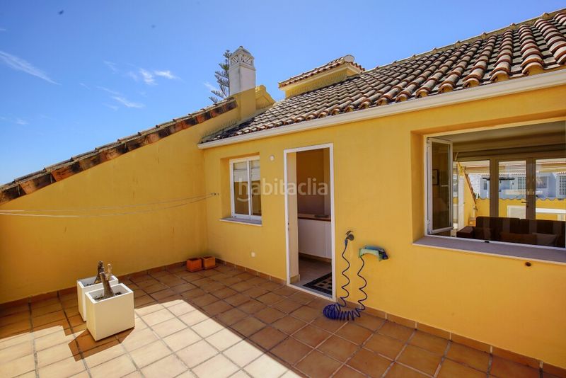 Foto d168058d-026c-46ee-a20a-c7507af24951. Dúplex en Bel - Air Estepona