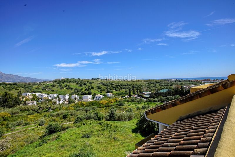 Foto f4009912-ee69-4fdd-8503-7ef135c53755. Dúplex en Bel - Air Estepona