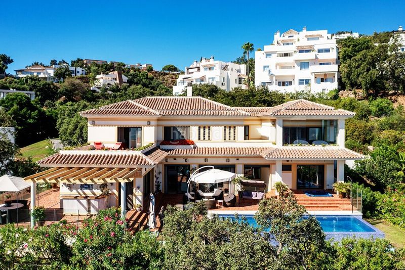 Foto 6d5e55ce-9935-49e4-9c26-bd7b3e054c08. Chalet en La Mairena Ojén