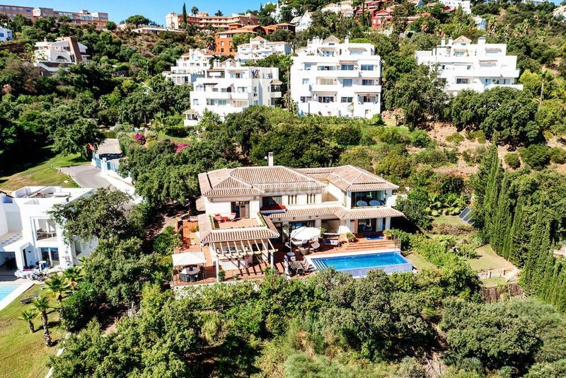 Foto c2fe3486-6550-4636-80ca-af9ff1f34712. Chalet en La Mairena Ojén