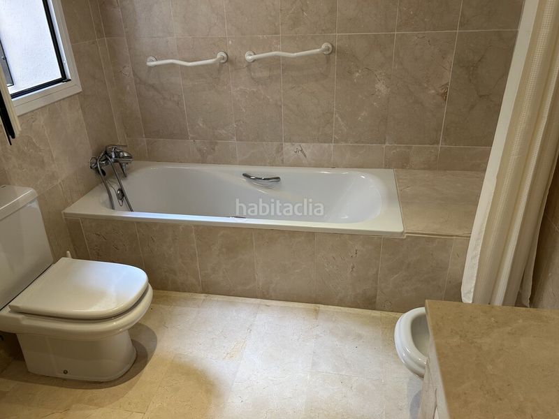 Foto 1c7c2fe3-f2f3-47d1-a675-0b409d59feb1. Apartament amb calefacció aparcament piscina a Santa María Marbella