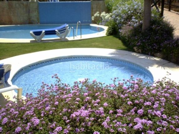 Foto 2ad801c9-6206-4e4e-901d-7db81e4db754. Apartament amb calefacció aparcament piscina a Santa María Marbella