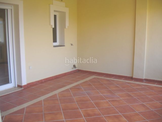 Foto 58add0ce-c407-44b3-8bcd-046469ecbafe. Apartament amb calefacció aparcament piscina a Santa María Marbella