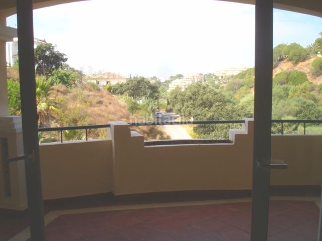 Foto 689ec6d6-0797-4124-913a-360815eb6f5e. Apartament amb calefacció aparcament piscina a Santa María Marbella