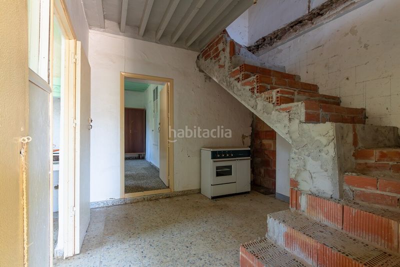 Foto ab5e3867-7939-42d8-8186-e8a3fb436718. Masia a Comares