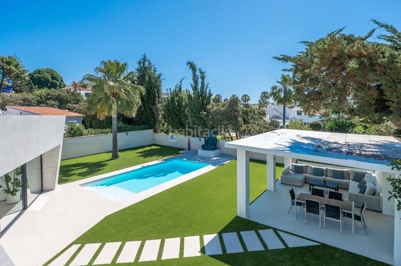 Foto a1b9a721-13d4-41f4-ac0e-4c1c5a065d17. Xalet amb calefacció aparcament piscina a Marbesa Marbella