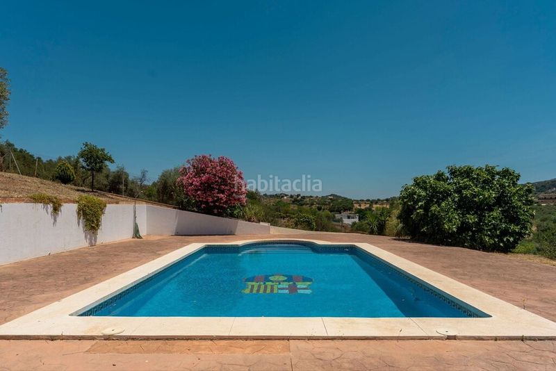 Foto 78f85e48-3dbc-4899-950b-bea5b926e84b. Masia amb aparcament piscina a Monda