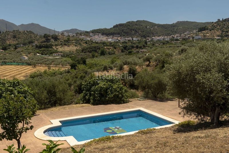 Foto e5fc37d9-9a99-434b-b0f2-5923a18b74dd. Masia amb aparcament piscina a Monda