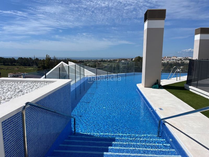 Foto 217719dc-14a0-4467-8640-b7dee88aaedb. Dúplex amb piscina a Las Brisas Marbella