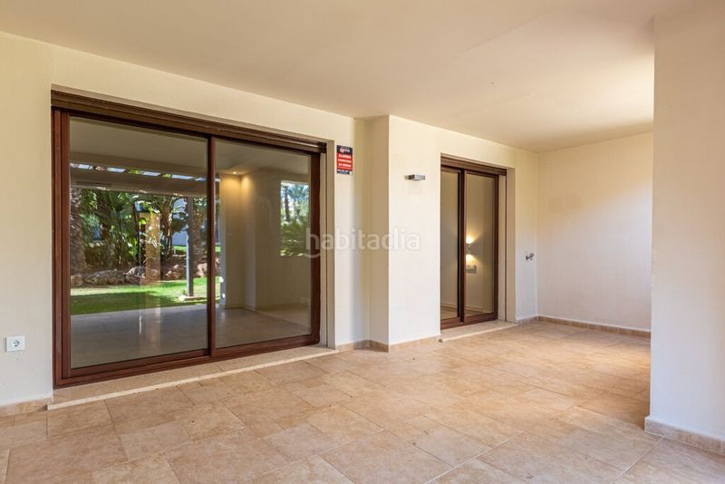 Foto 14c100fe-2eac-4d69-97c0-7a182a1bcad7. Apartament amb calefacció aparcament piscina a Las Brisas Marbella
