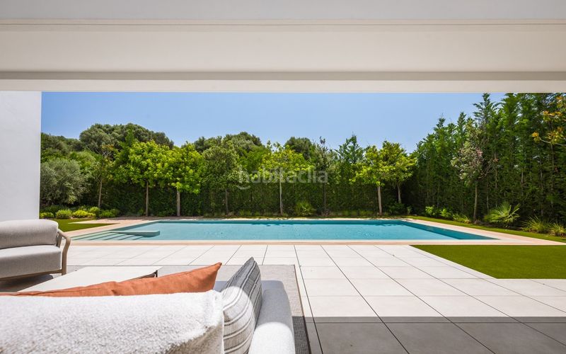 Foto e01ced8c-f381-498d-9547-9d009ece9568. Chalet en Parque Central Estepona