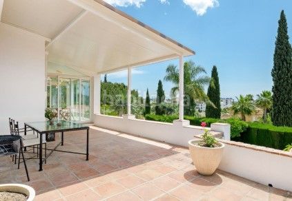 Foto d96e1215-63b9-4c54-8671-6cbfe63ce1f6. Xalet amb aparcament piscina a Mijas golf Mijas