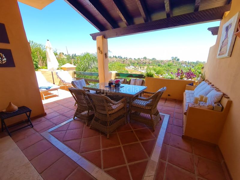 Foto be351be9-ccbc-48bf-9a74-babee9de3fb5. Apartament amb calefacció aparcament piscina a Nueva Atalaya Estepona