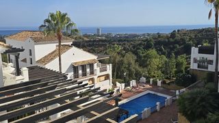 Zweistöckige Wohnung in Alto de los Monteros