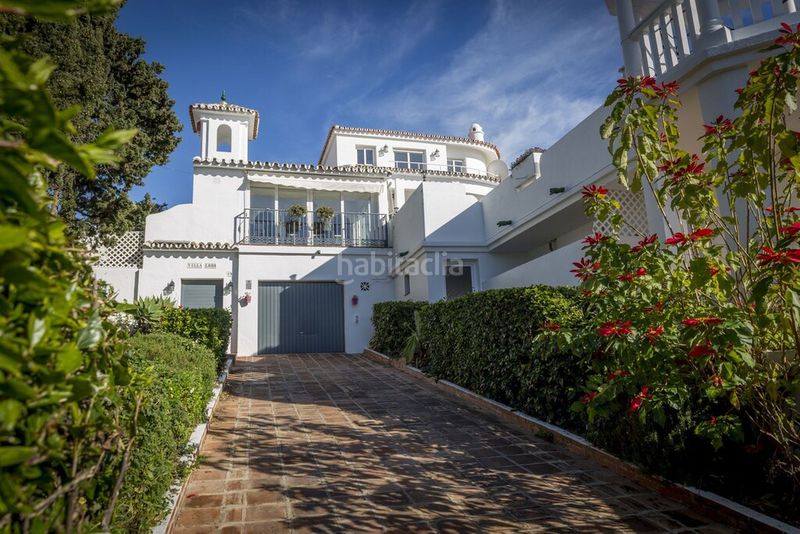 Foto 42f1b5d5-e9fc-4201-9617-d5168ea05d42. Chalet with parking pool in El Faro de Calaburra - Chaparral Mijas