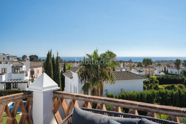 Foto 42a94f15-90b2-4b30-9f4b-a750a08800ac. Xalet a Parque Central Estepona
