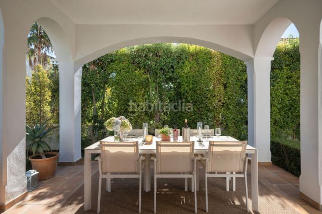 Foto fbab0d16-baad-4986-a7e7-4f6691504c05. Xalet a Parque Central Estepona