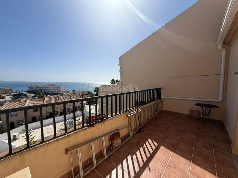 Foto baa4961f-26af-4209-9715-0923bf35dd3d. Casa aparellada amb piscina a El Faro de Calaburra - Chaparral Mijas