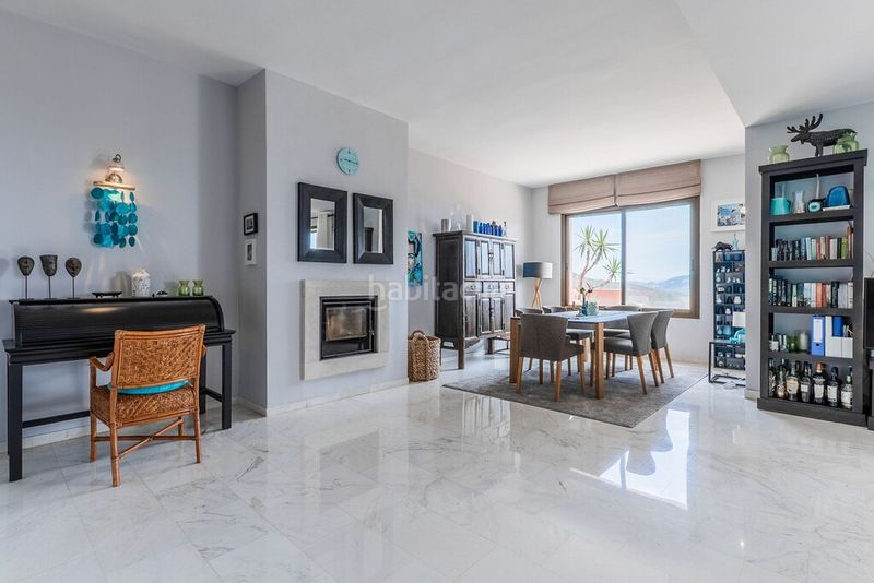 Foto 4d67844d-6b2e-4ded-a841-8b3fef1ed737. Apartament amb aparcament piscina a La Mairena Ojén