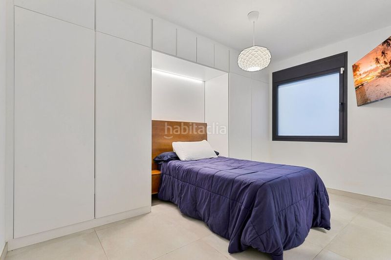 Foto 365d64a7-4f0e-42a4-a360-65f68a696db2. Apartament amb piscina a Playa de los Boliches Fuengirola