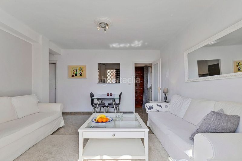 Foto 8f4486ba-8b0f-48b7-ad25-c0c13736be38. Apartament amb aparcament a Los Boliches Fuengirola