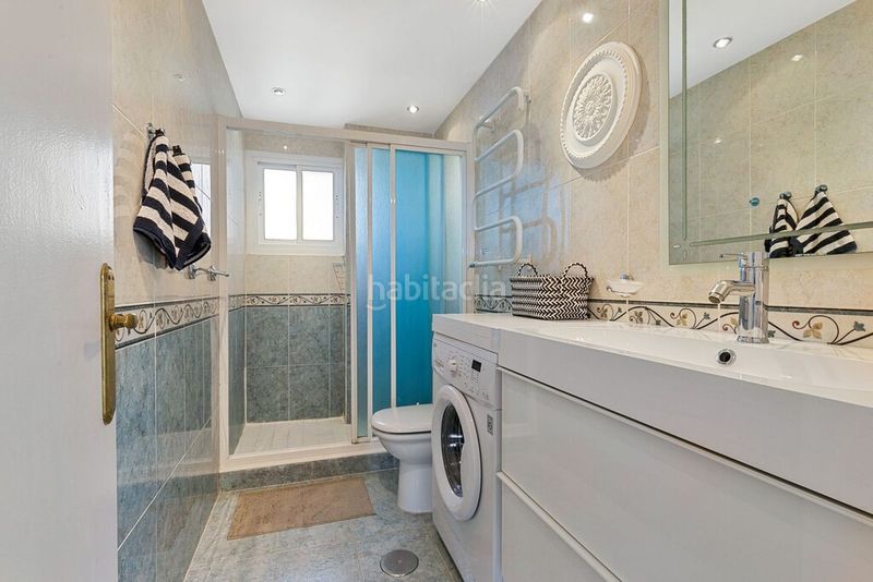 Foto c535eadd-edce-4ffb-98a3-a94ec58f9552. Apartament amb aparcament a Los Boliches Fuengirola