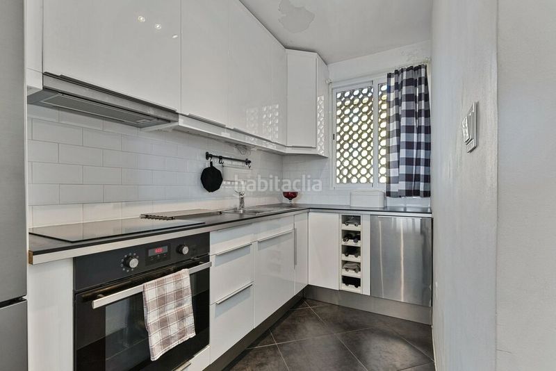 Foto ec55d6a8-a24a-4a61-b612-cbd7b5338e6f. Apartament amb aparcament a Los Boliches Fuengirola