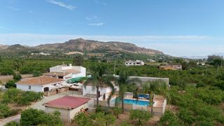 Xalet a Álora