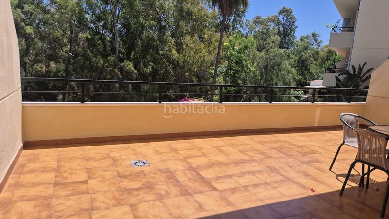 Foto 34266f75-4cd7-41ae-a9b4-82a3c1dcf988. Planta baixa amb aparcament piscina a Calahonda Mijas