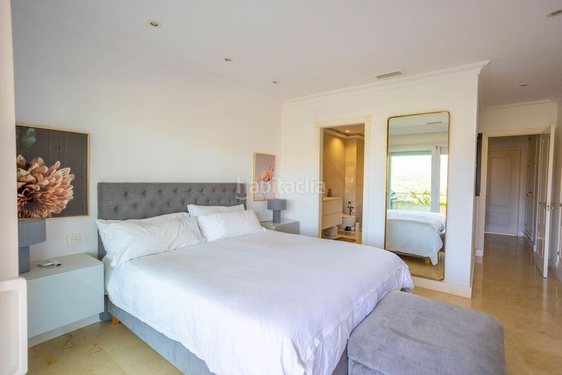 Foto dd5bb739-bcca-4448-ba15-c16bdbb022af. Apartament amb calefacció aparcament piscina a Aloha Marbella