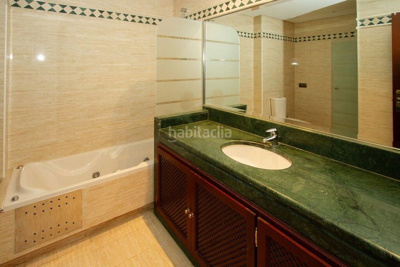 Foto c4da40bf-2630-49e5-aeed-ce3c49f9bc43. Planta baixa amb aparcament piscina a La Mairena Ojén