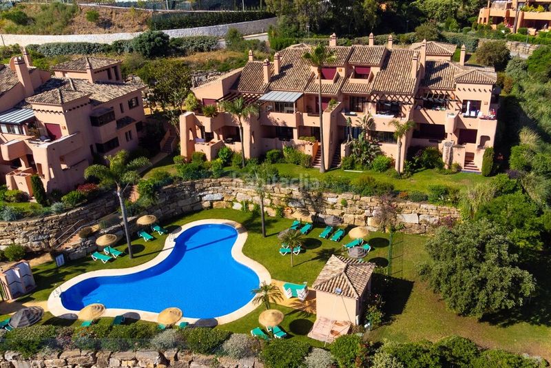 Foto ca00382e-a3d7-4b1b-b389-353c859b4070. Planta baixa amb aparcament piscina a La Mairena Ojén