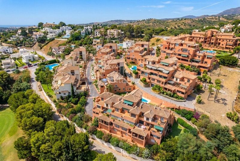 Foto a54fa59f-df3d-4cf5-83c3-fdbe4048ae05. Planta baja en Santa María Marbella