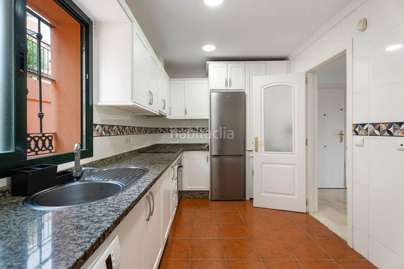 Foto efa280f8-a42c-46d4-b242-1f5d2585962c. Planta baja en Santa María Marbella
