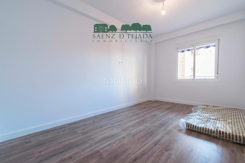 Foto 6b900e2d-525b-4966-8fed-e5dde6c75b59. Alquiler piso en santa fe 21 piso en alquiler en pleno barrio de Los Remedios. en Sevilla