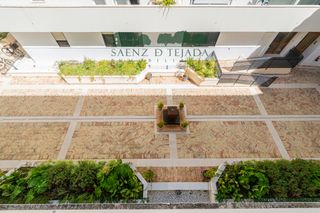 Rent Flat in Calle bailén 42. Este piso está ubicado en una urbanización recientemente reforma
