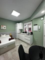 Rent Studio  Calle priego. Fantástico estudio con todos los gastos incluidos, junto al cent