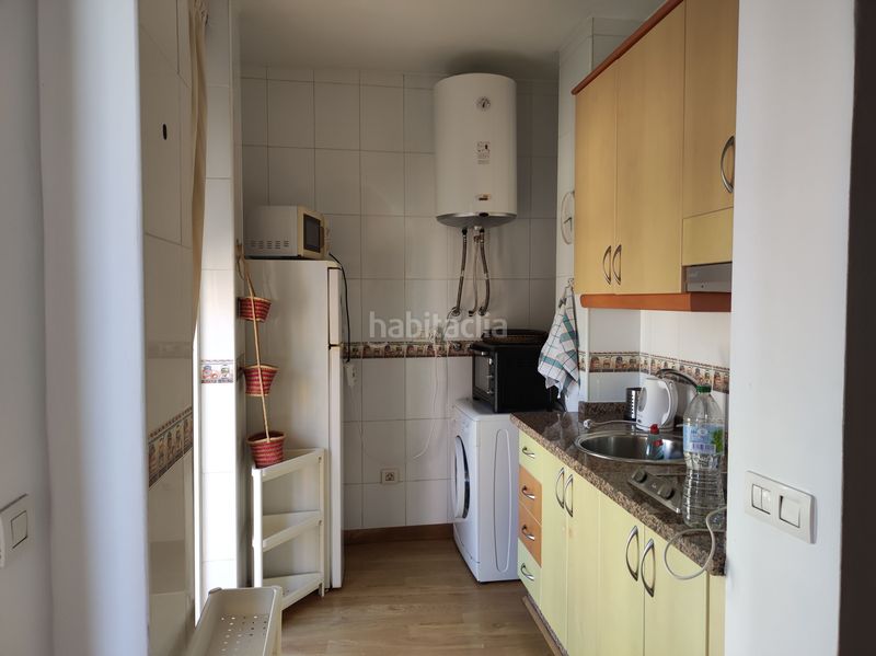 Foto cdddf9be-e25d-406b-b90e-e75c90c34531. Miete etagenwohnung in La Goleta - San Felipe Neri Málaga