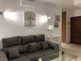 Miete Etagenwohnung  Paseo marítimo rey de españa. Espectacular piso en primera línea de playa.
