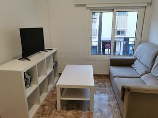 Miete Etagenwohnung  Avenida de barcelona. Espectacular piso para estudiantes por 900€