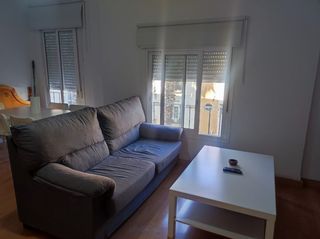 Location Appartement  Calle trinidad. Magnífico apartamento por 800€.